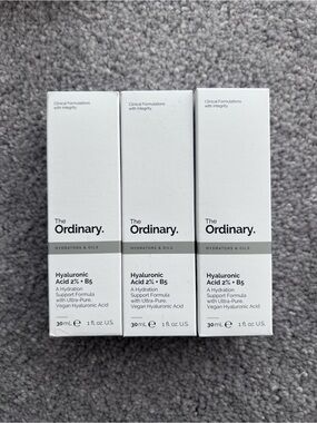 The Ordinary Hyaluronic Acid 2% + B5 Serum Bundle